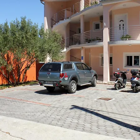 6215d Apartmán *